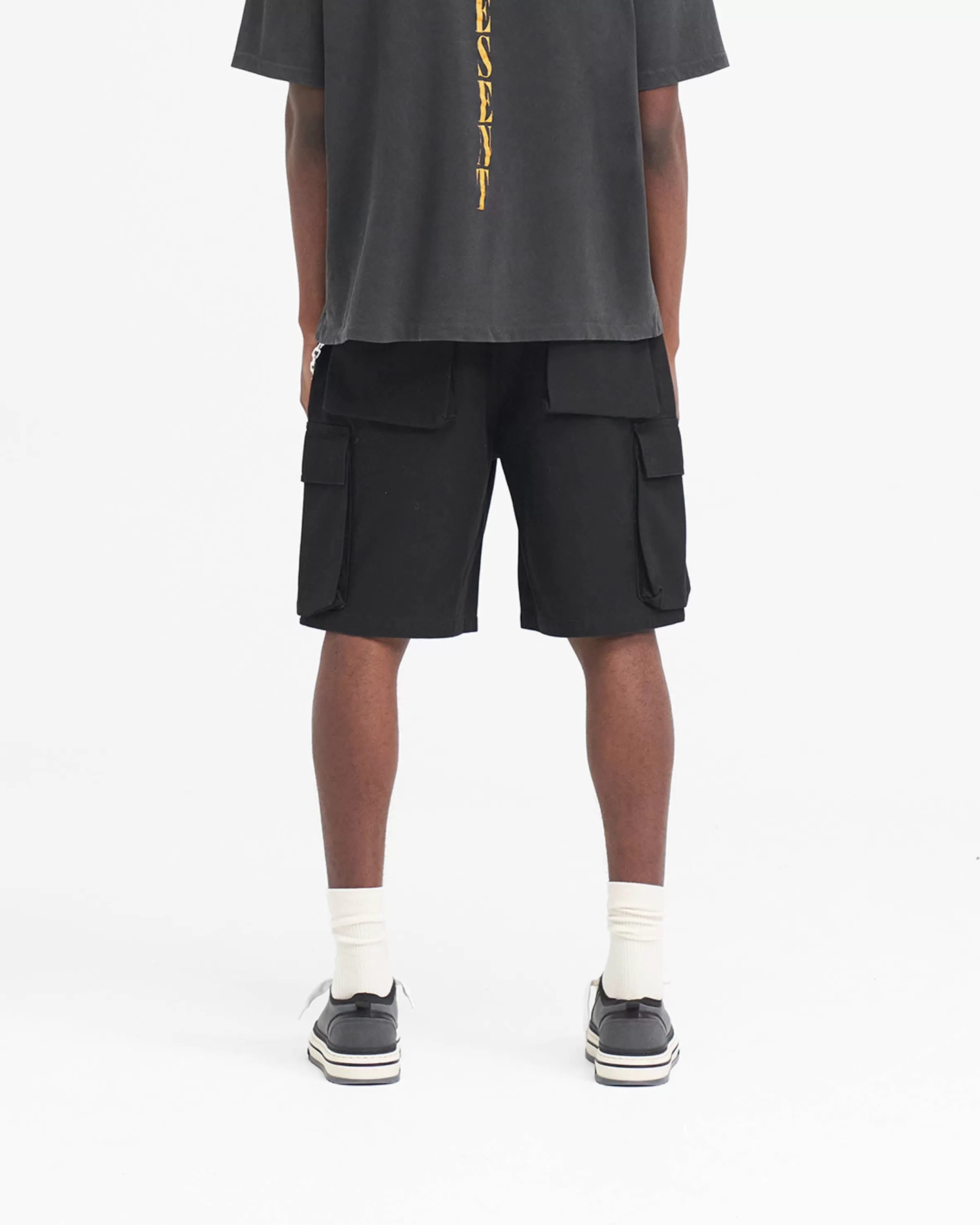 baggy_cotton_cargo_short__black_3.webp Baggy Cotton Cargo Short -^Represent Online