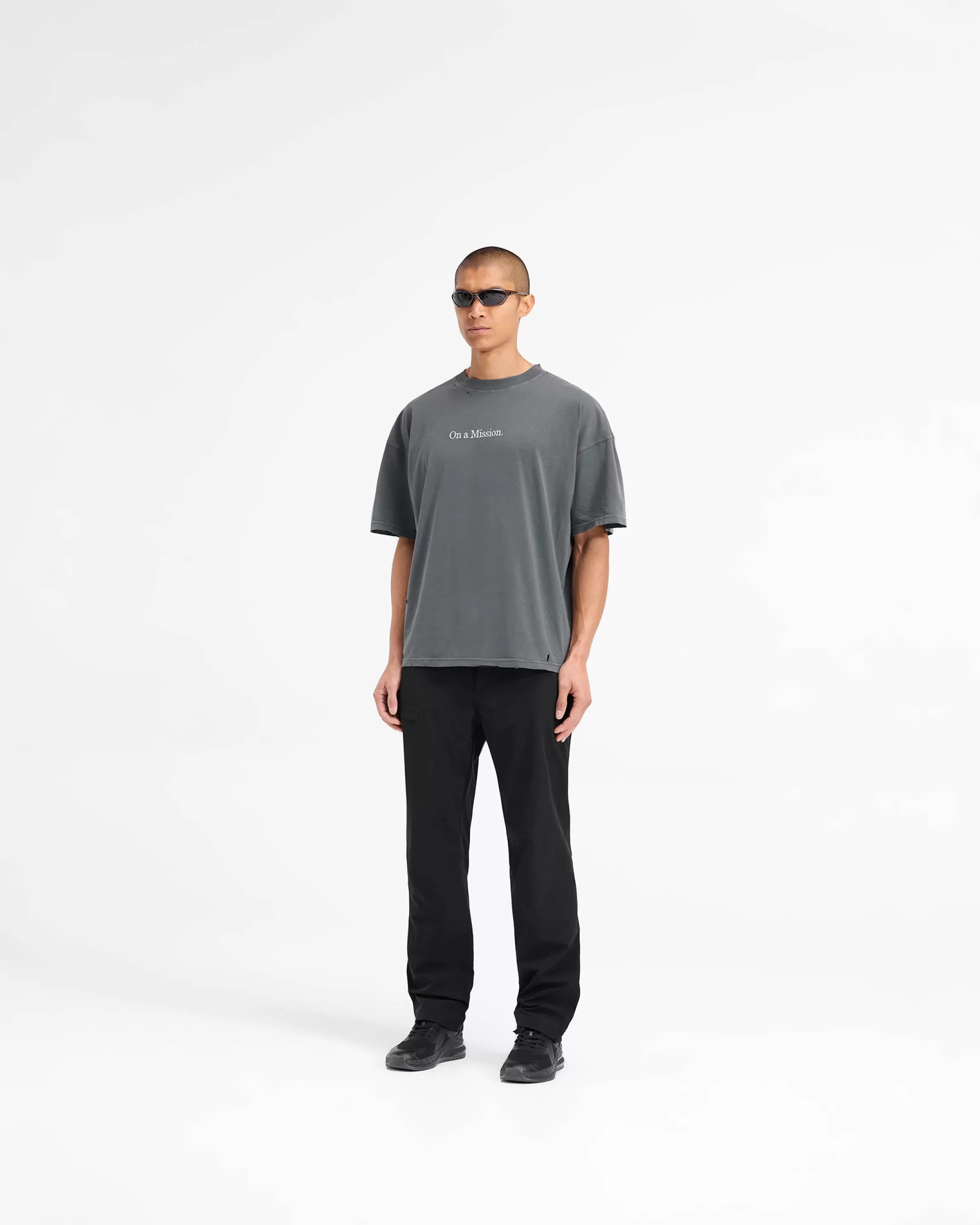 on_a_mission_oversized_tshirt__aged_black_5.webp 247 On A Mission Oversized T-Shirt - Aged Black^Represent Fashion
