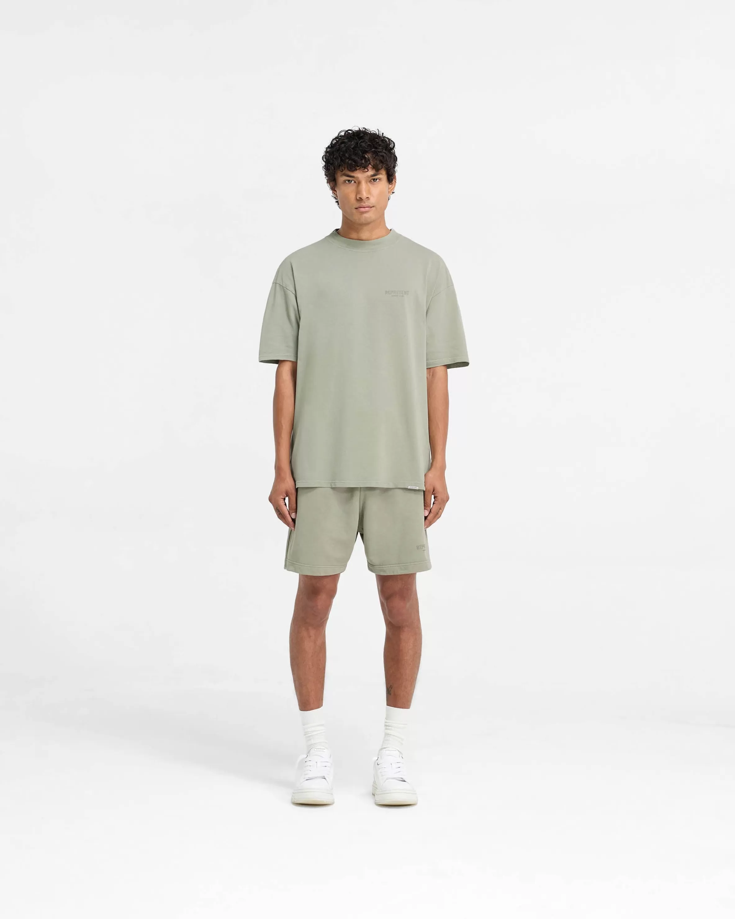 represent_owners_club_tshirt__pastel_green_5.webp Owners Club T-Shirt - Pastel Green^Represent Hot