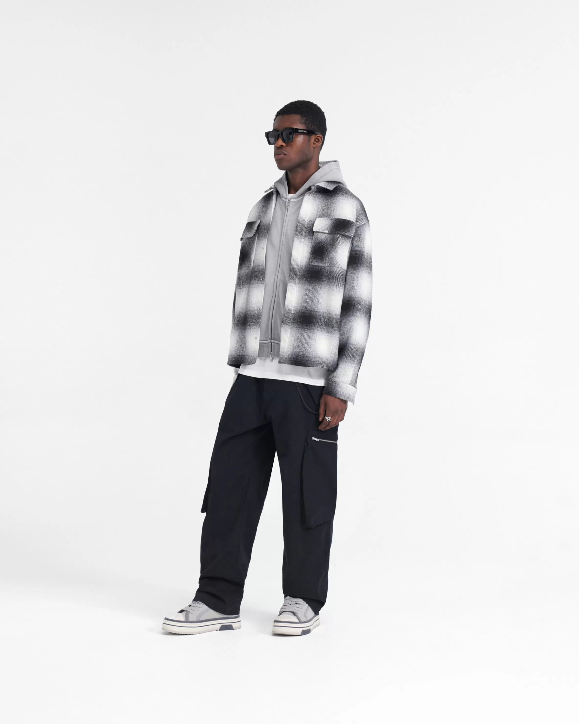 spirits_of_summer_flannel_shirt__black_white_6.webp Spirits Of Summer Flannel Shirt - Black White^Represent Store