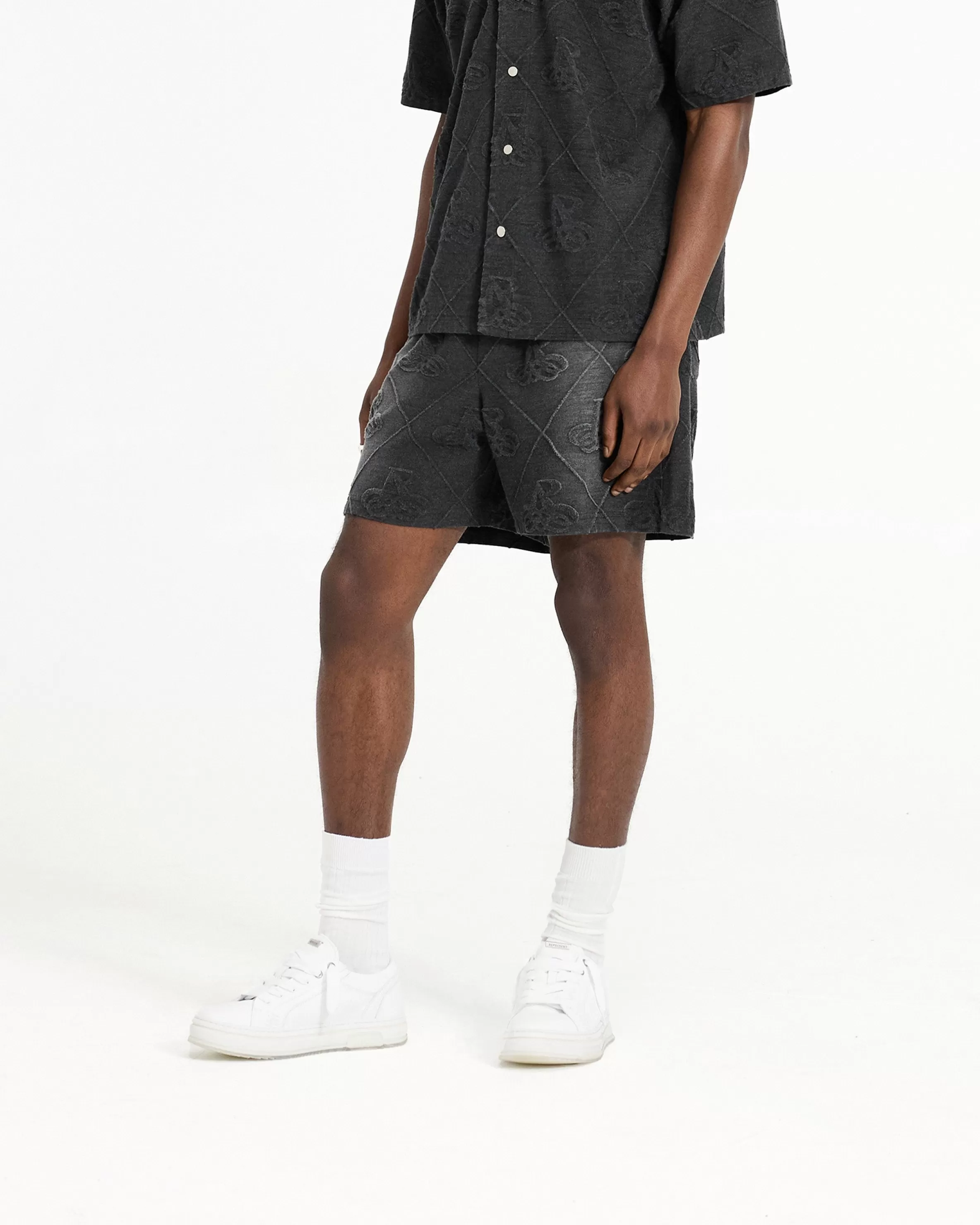 towelling_short__jet_black_3.webp Towelling Short - Jet Black^Represent New