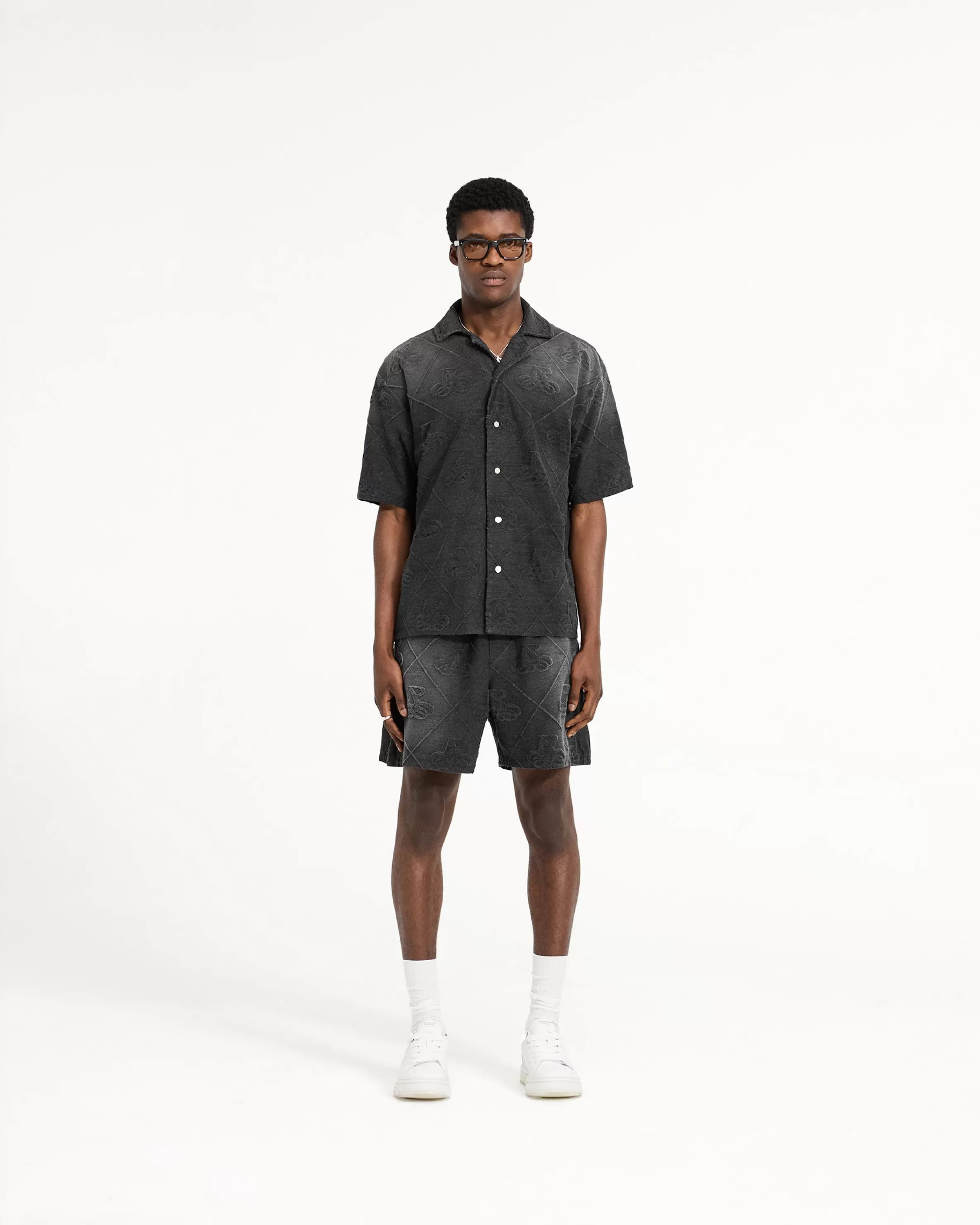 towelling_short__jet_black_5.webp Towelling Short - Jet Black^Represent New